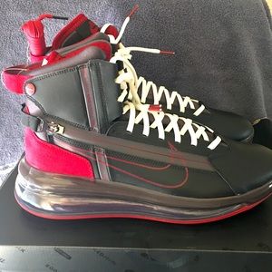 Nike air max 720 size 13 with matching laces